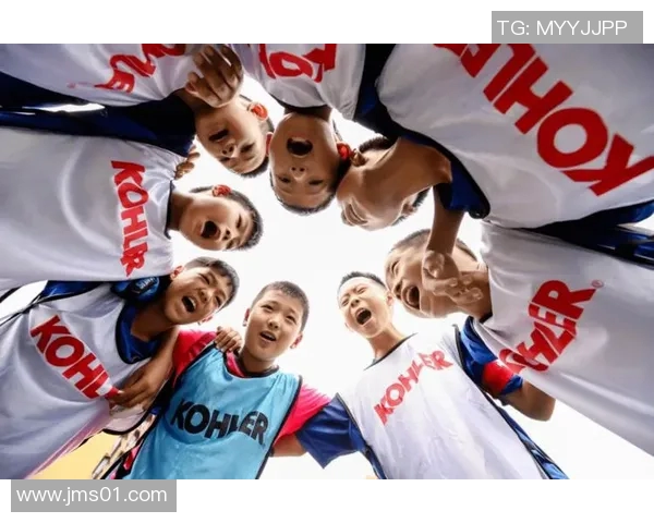 重庆足球队的辉煌逆袭之路总决赛特别报道揭秘球队成长与挑战