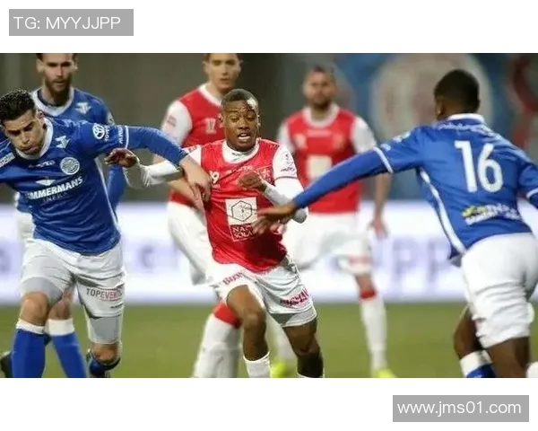 通过现场表现猜测足球明星的魅力与技巧大揭秘